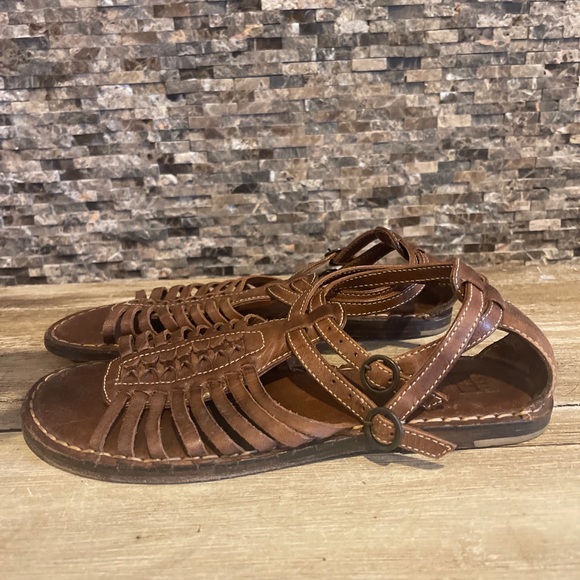 Frye Kayla Huarache Sandals Woven Strappy Flat Brown Leather | Women's 7.5 - Picture 10 of 10